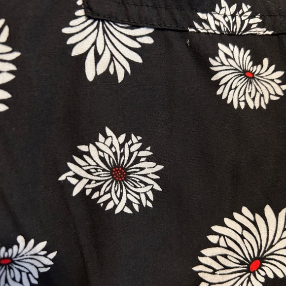 VANS Cropped Skater T-shirt - Picture 2 of 3